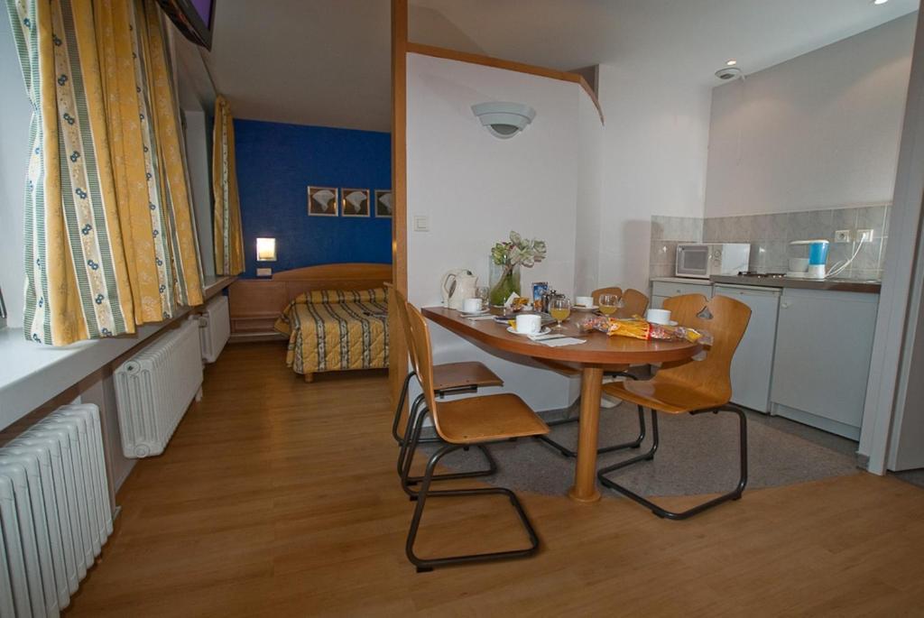 Les Messines Aparthotel 2*